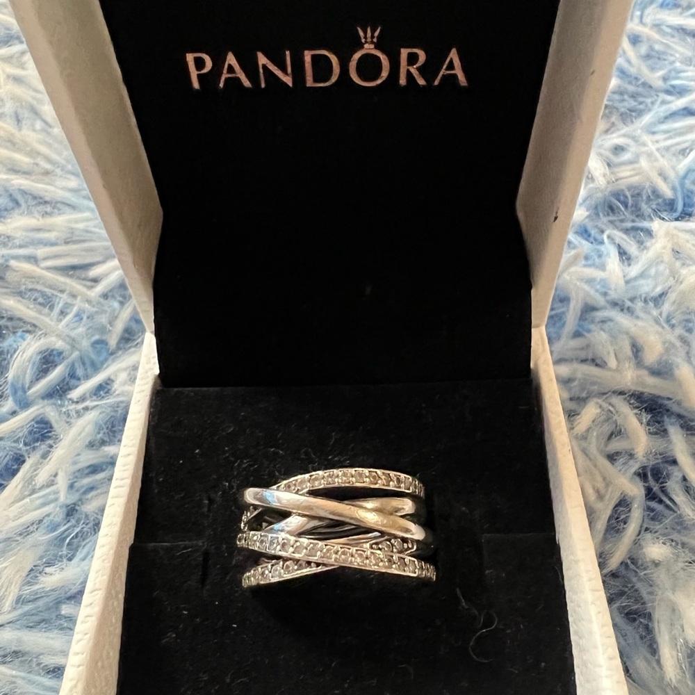 Pandora Sparkling & Polished Lines Ring (50)